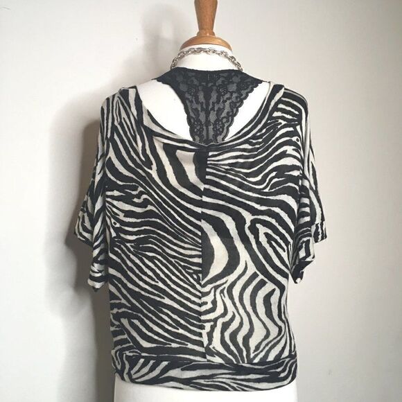 Easel of Los Angeles Fine Gauge Knit Zebra Blouse - Picture 2 of 4